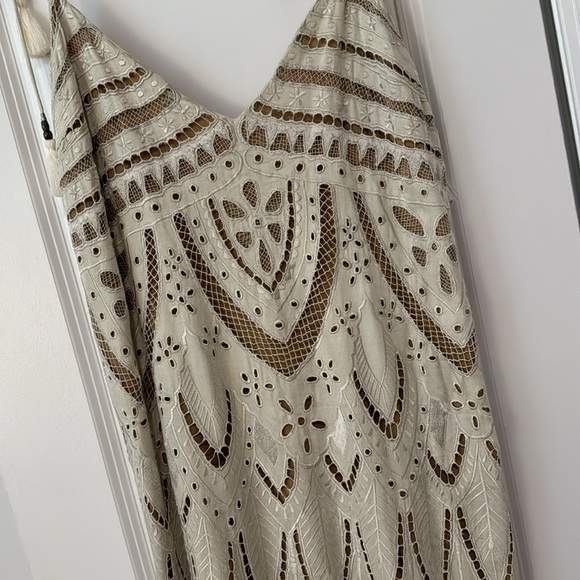 Small White Dress perfect for all things bridal! - Picture 2 of 5